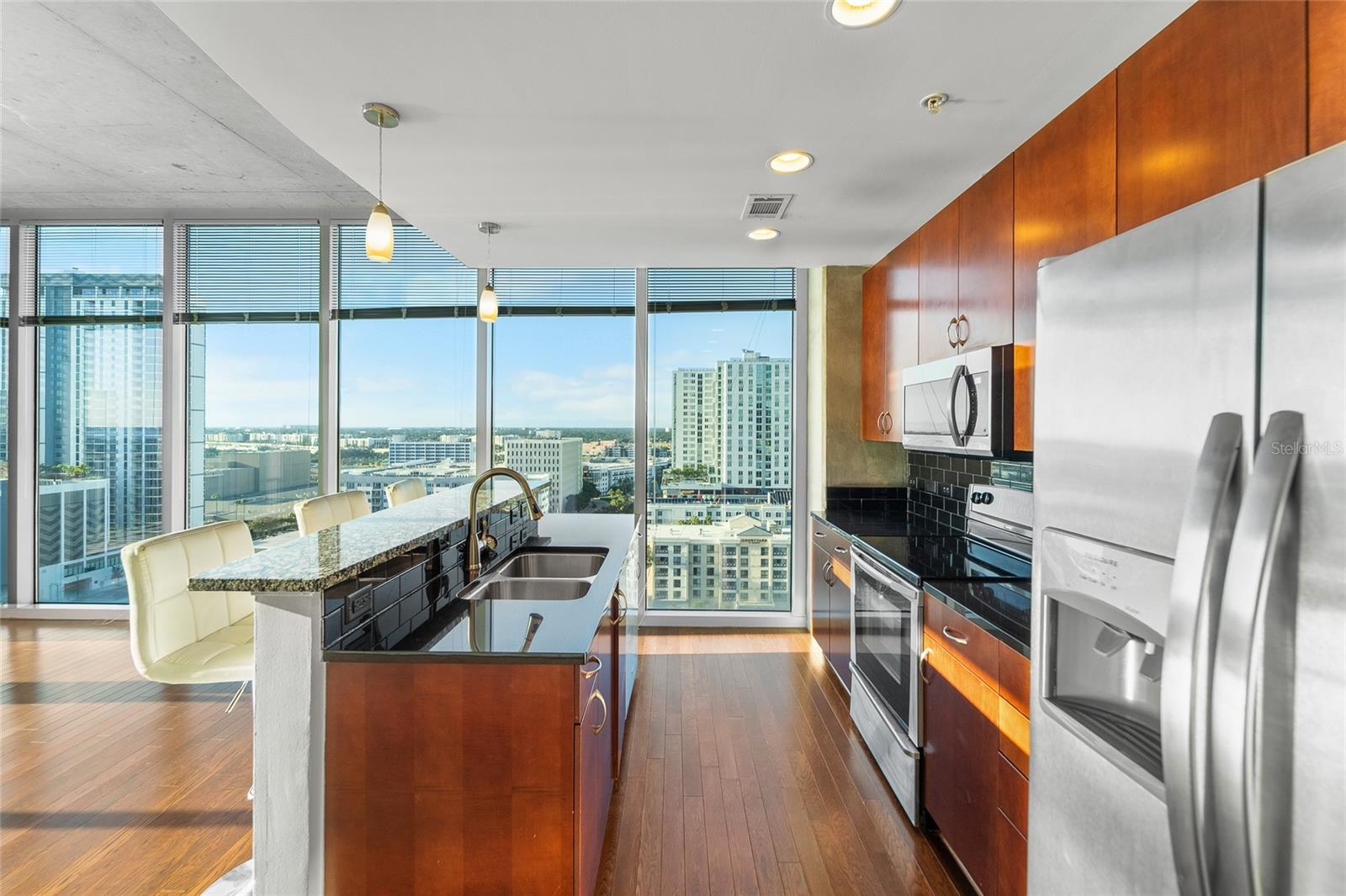 777 N ASHLEY DR #1403