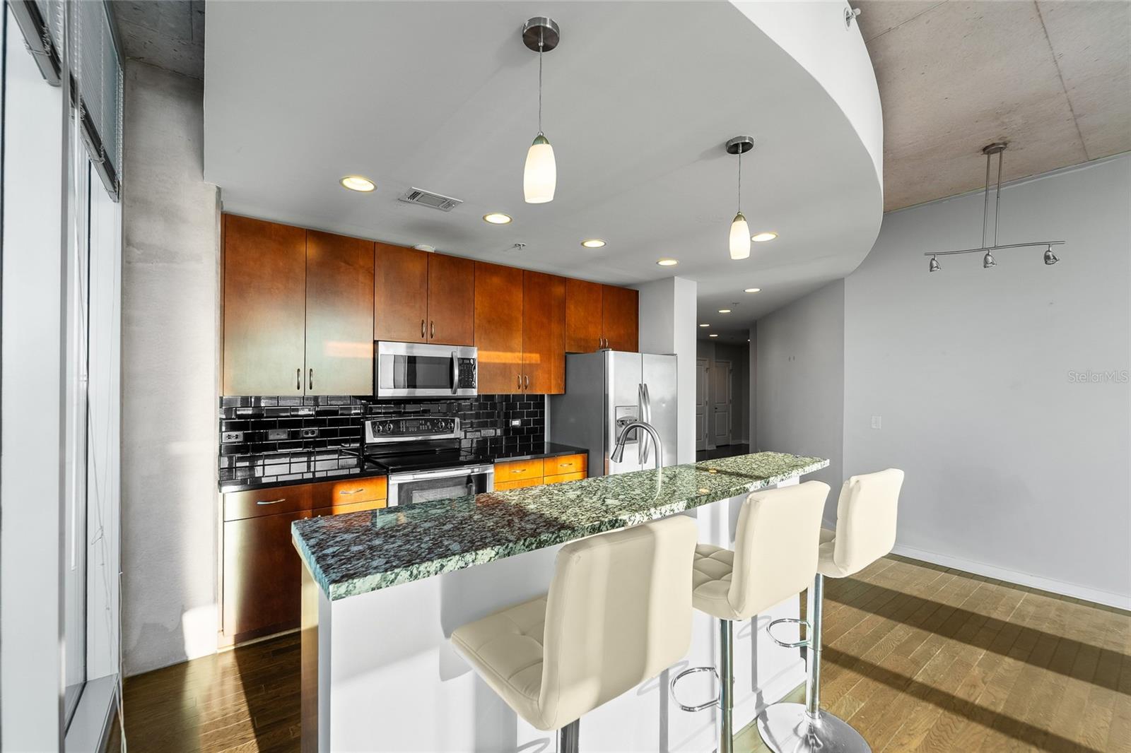 777 N ASHLEY DR #1403