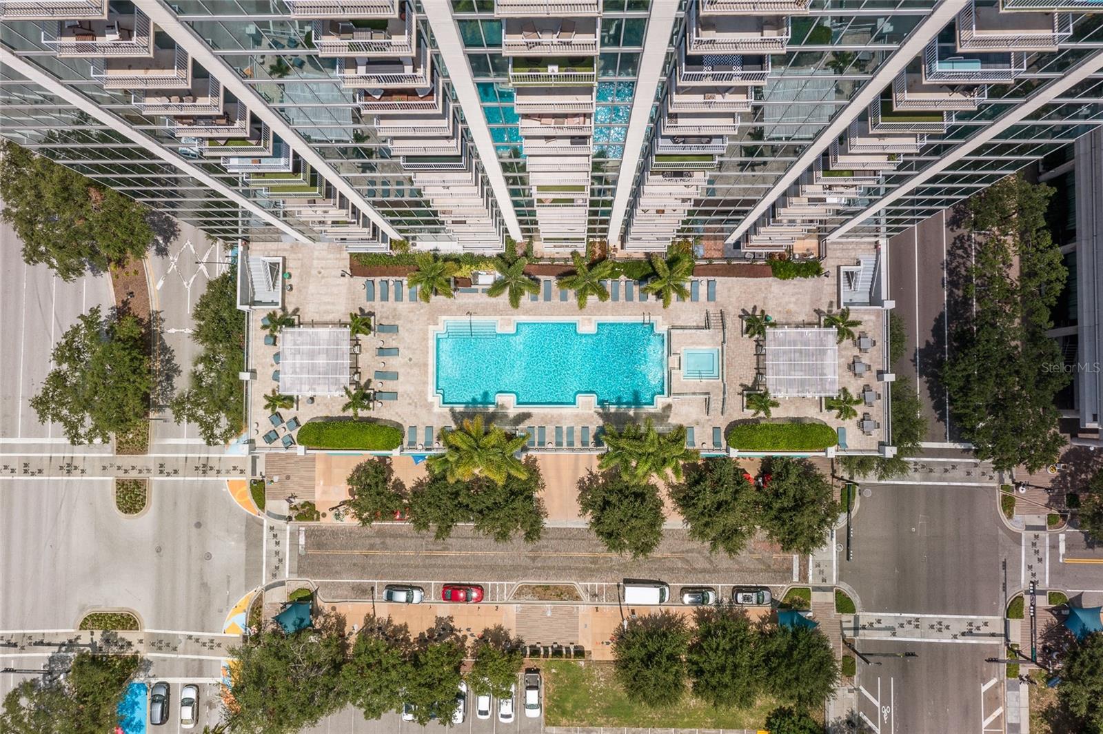 777 N ASHLEY DR #1403