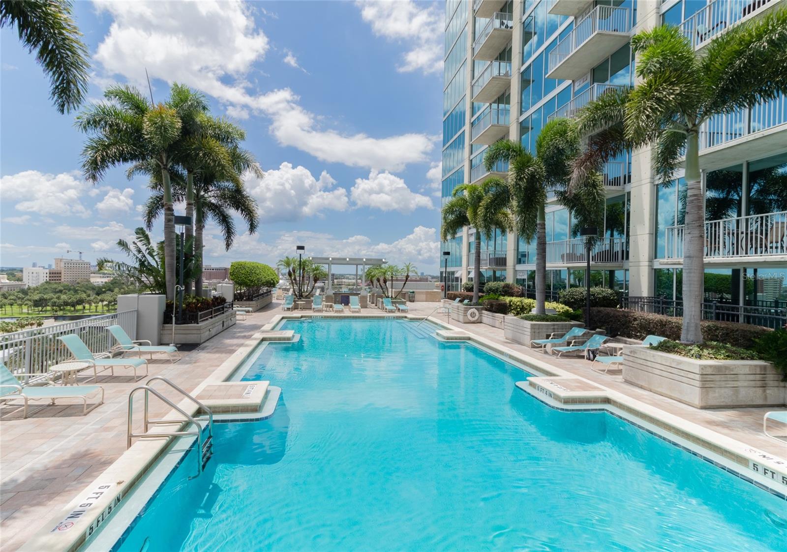 777 N ASHLEY DR #1403