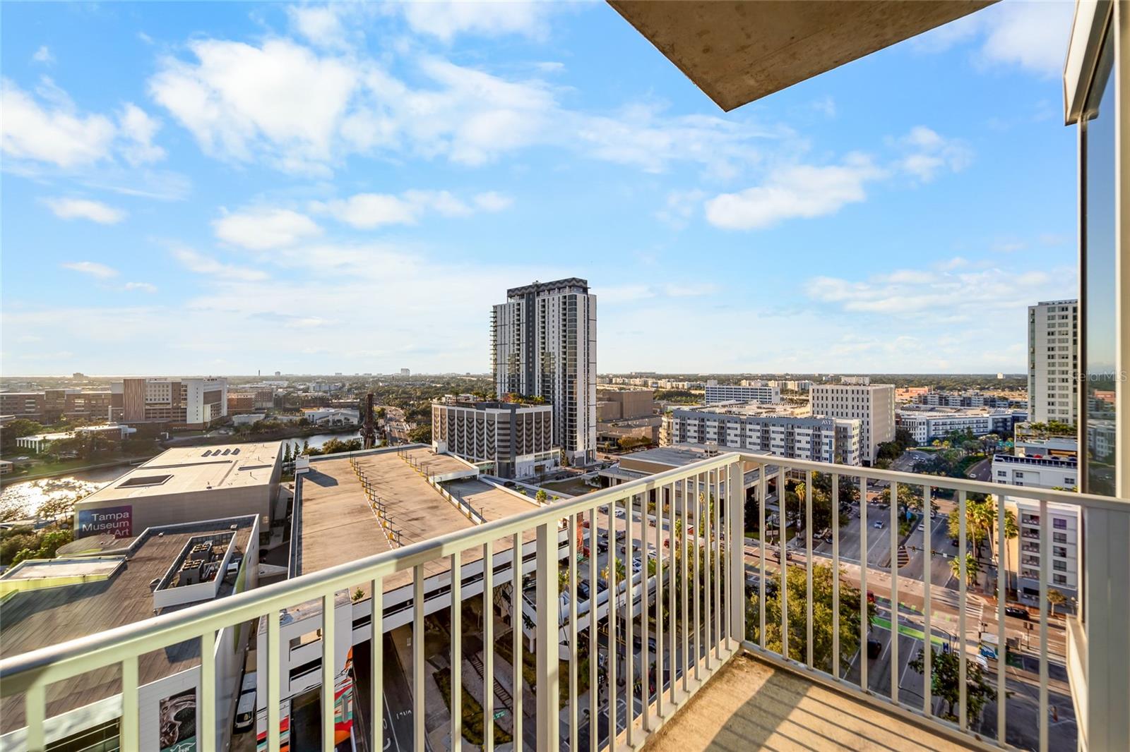 777 N ASHLEY DR #1403