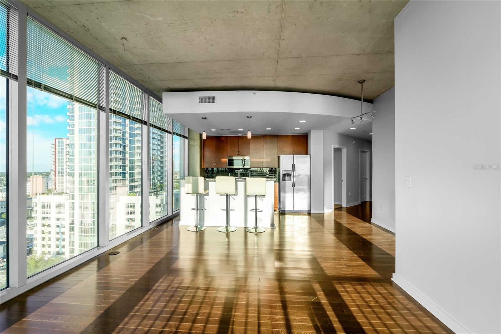 777 N ASHLEY DR #1403