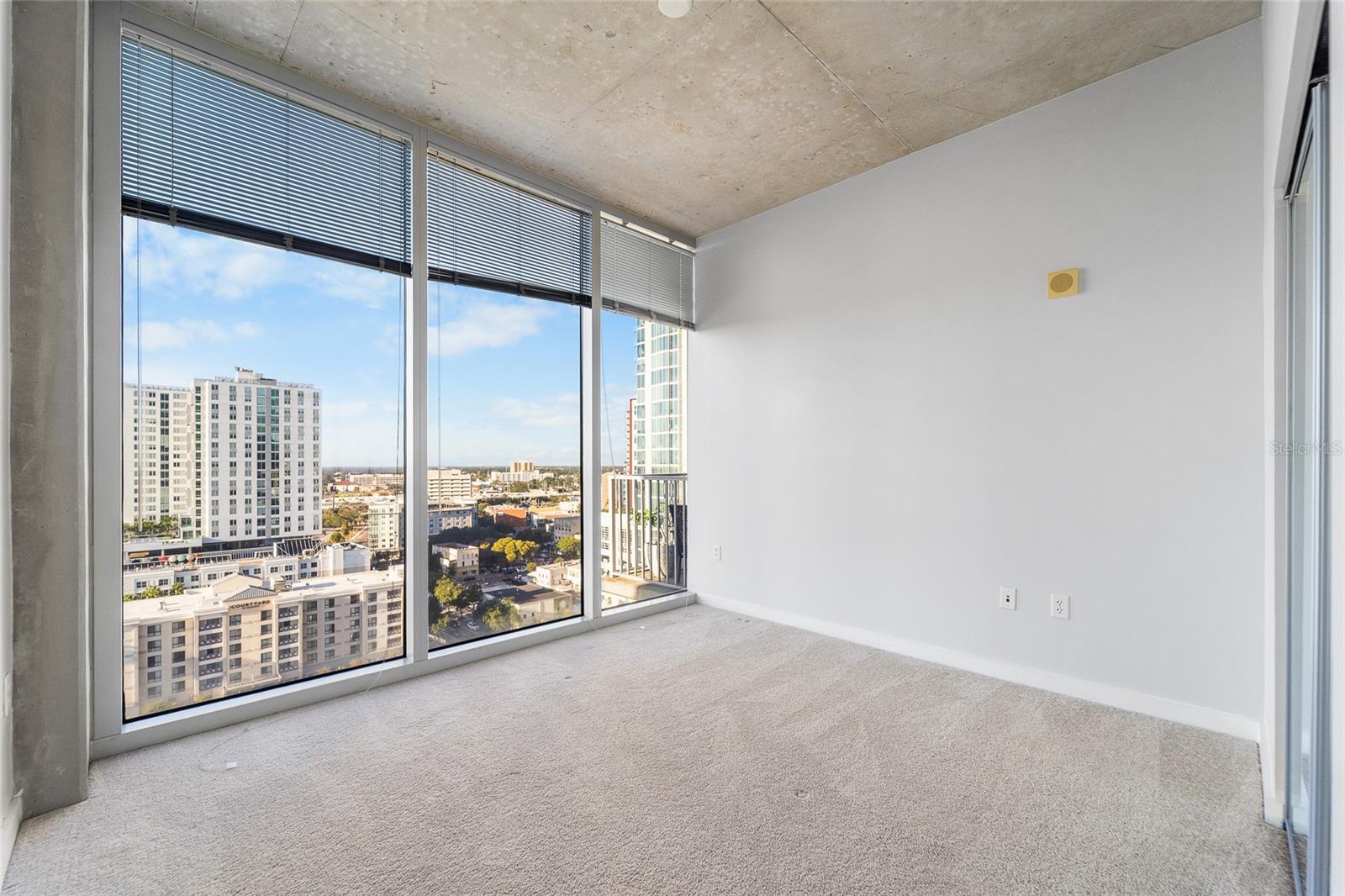 777 N ASHLEY DR #1403