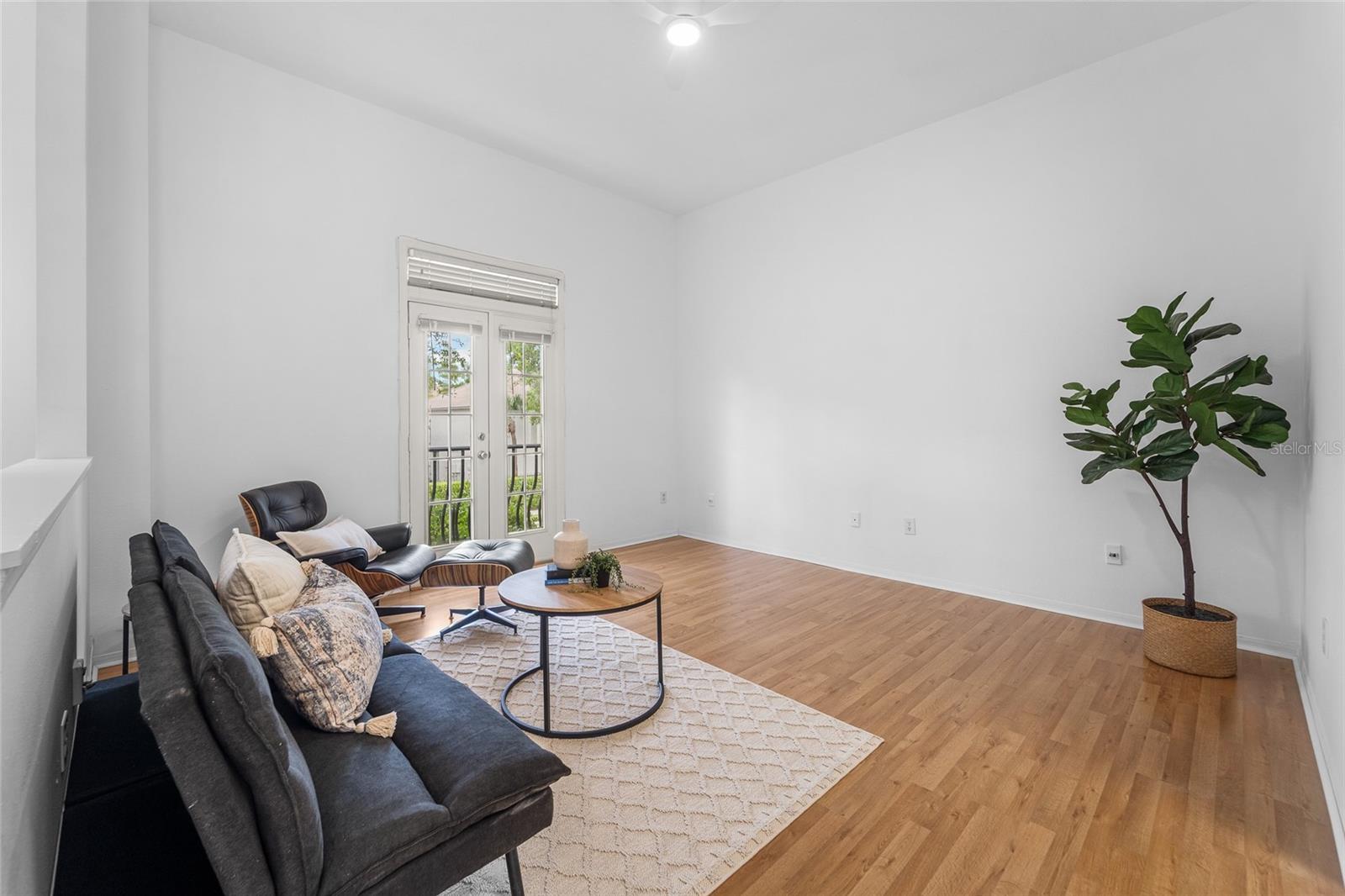 501 KNIGHTS RUN AVE #6101