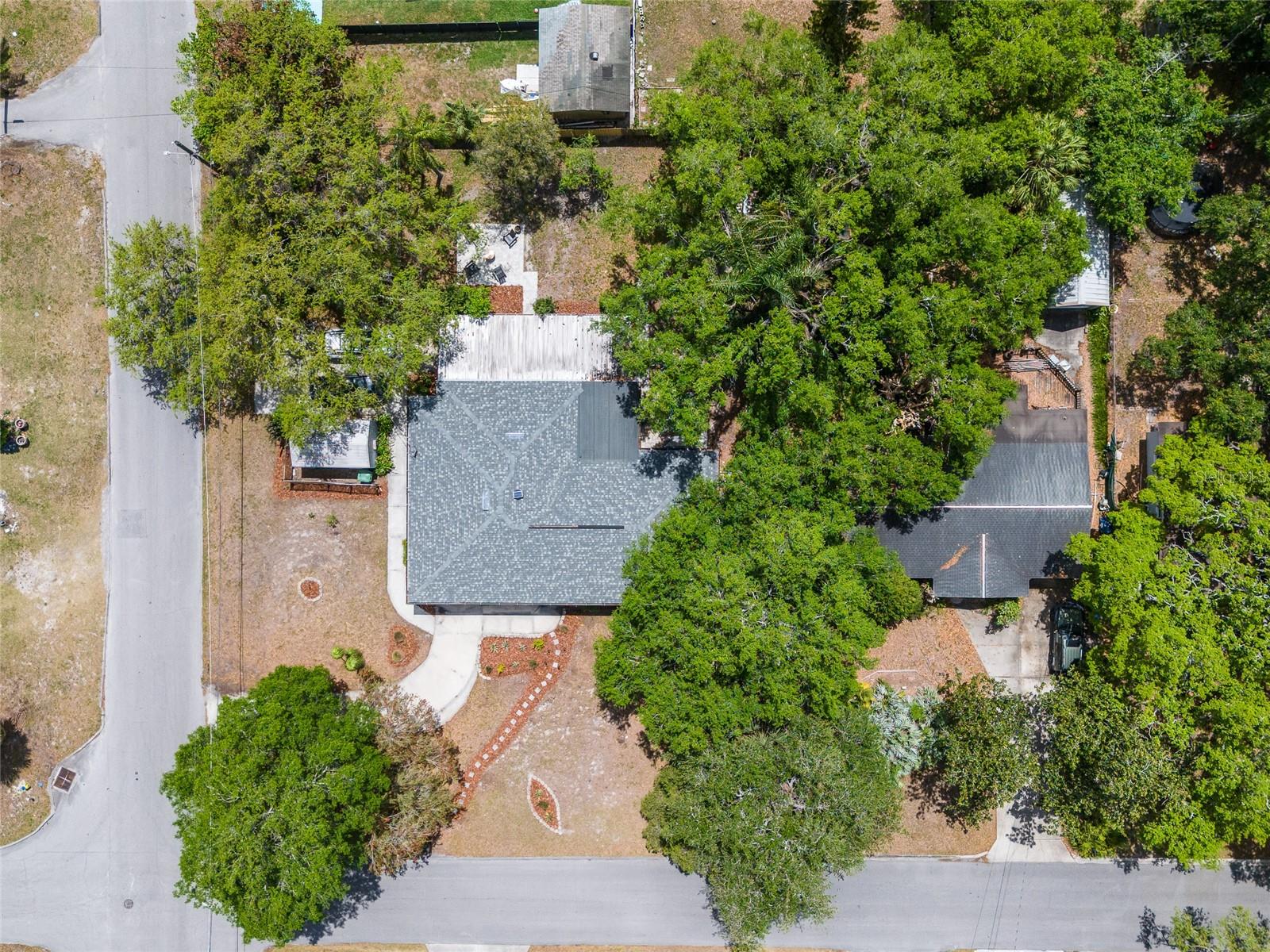 1502 W MEADOWBROOK AVE