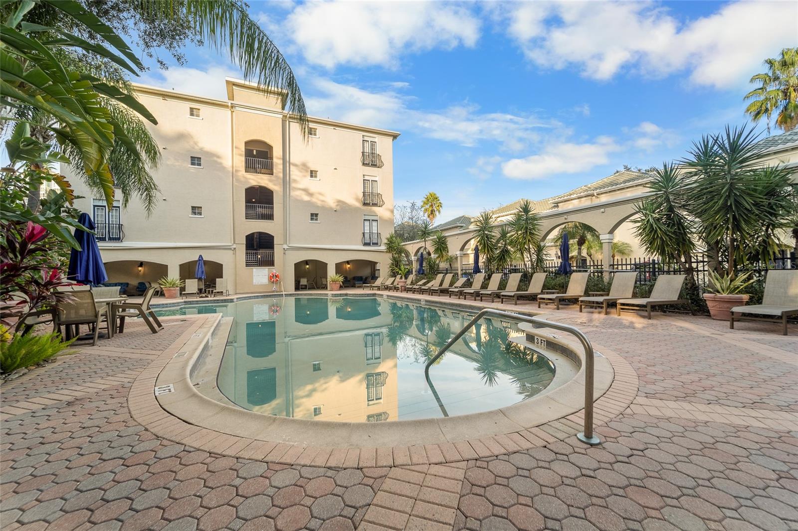 501 KNIGHTS RUN AVE #5102