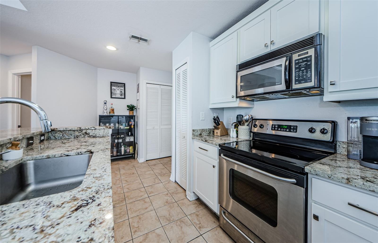 700 S HARBOUR ISLAND BLVD #404