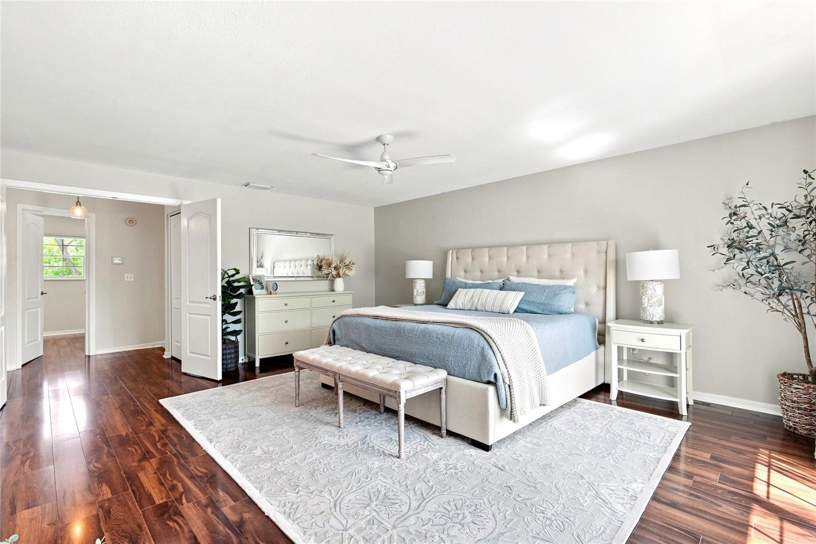 5104 BAYSHORE BLVD