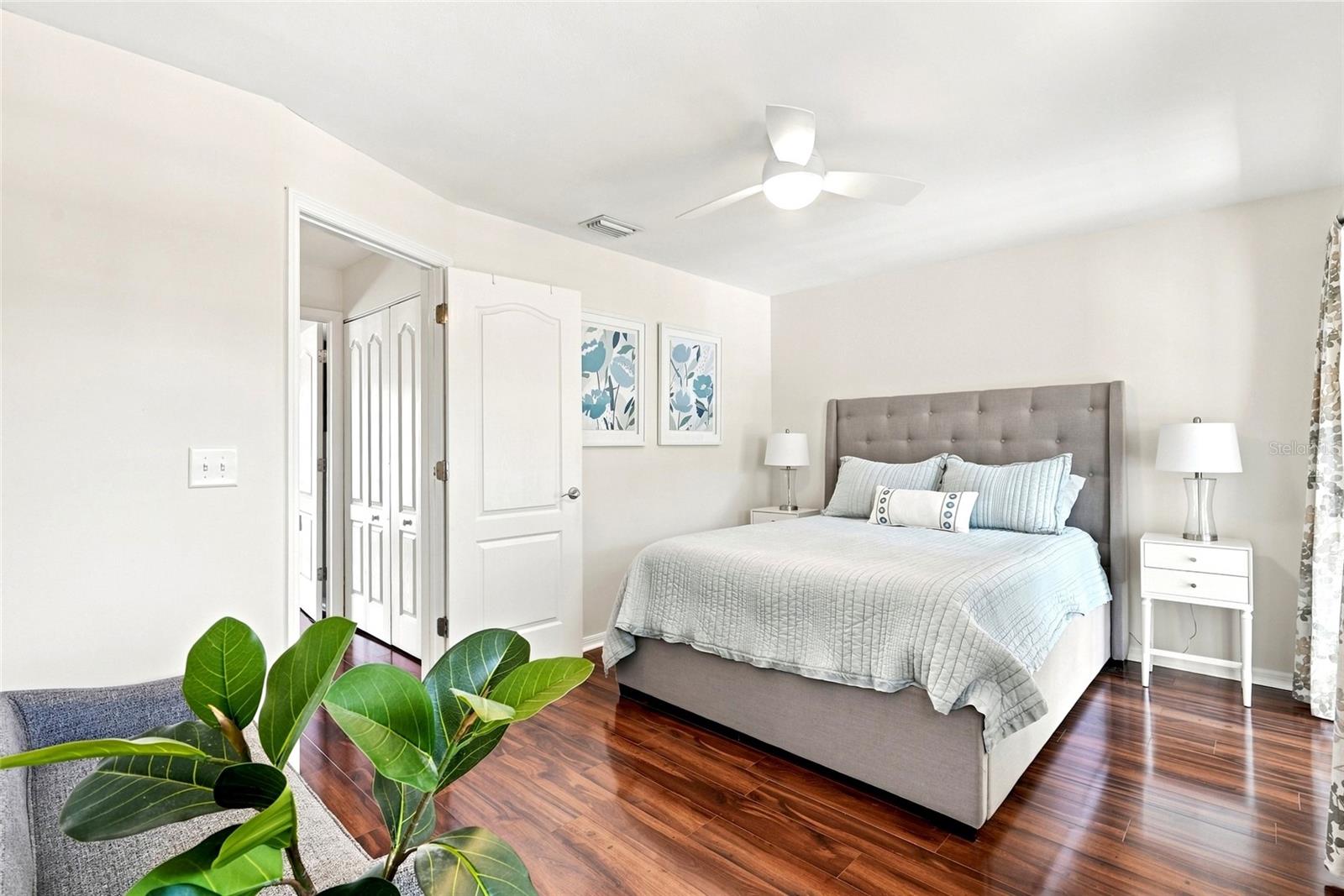 5104 BAYSHORE BLVD