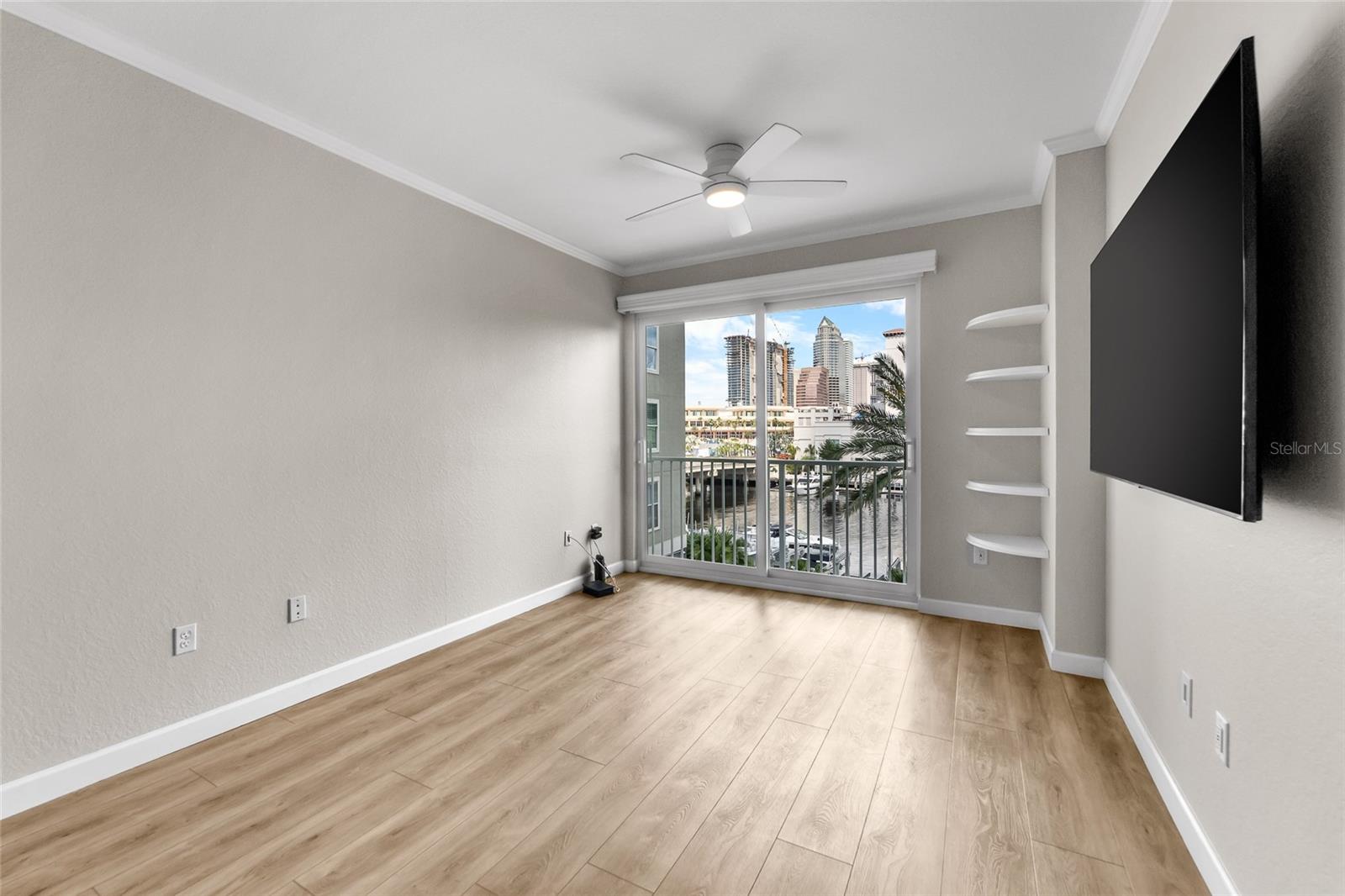 700 S HARBOUR ISLAND BLVD #323