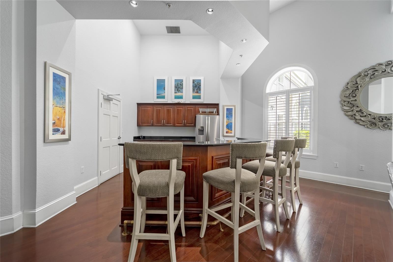 700 S HARBOUR ISLAND BLVD #323