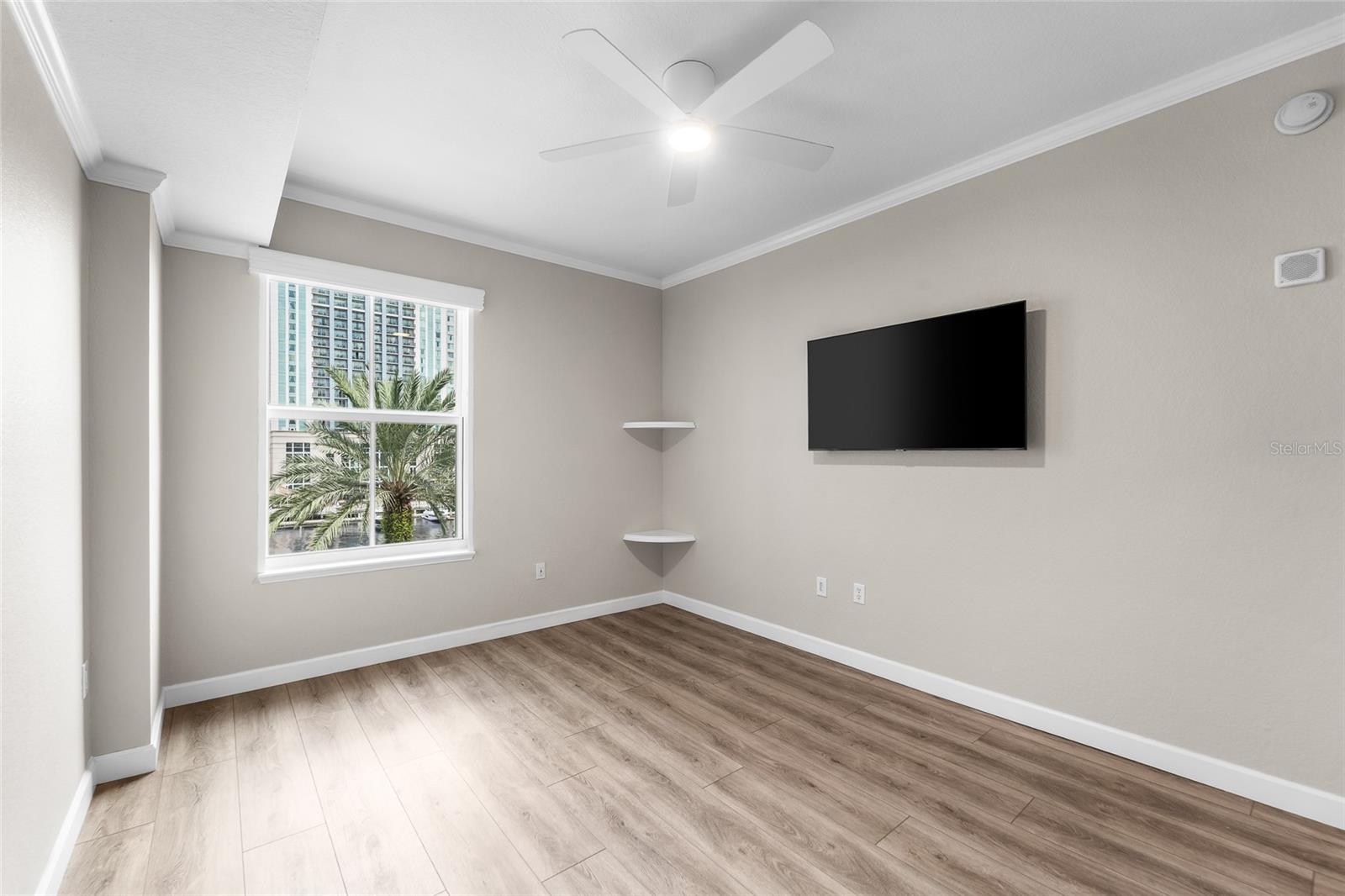 700 S HARBOUR ISLAND BLVD #323