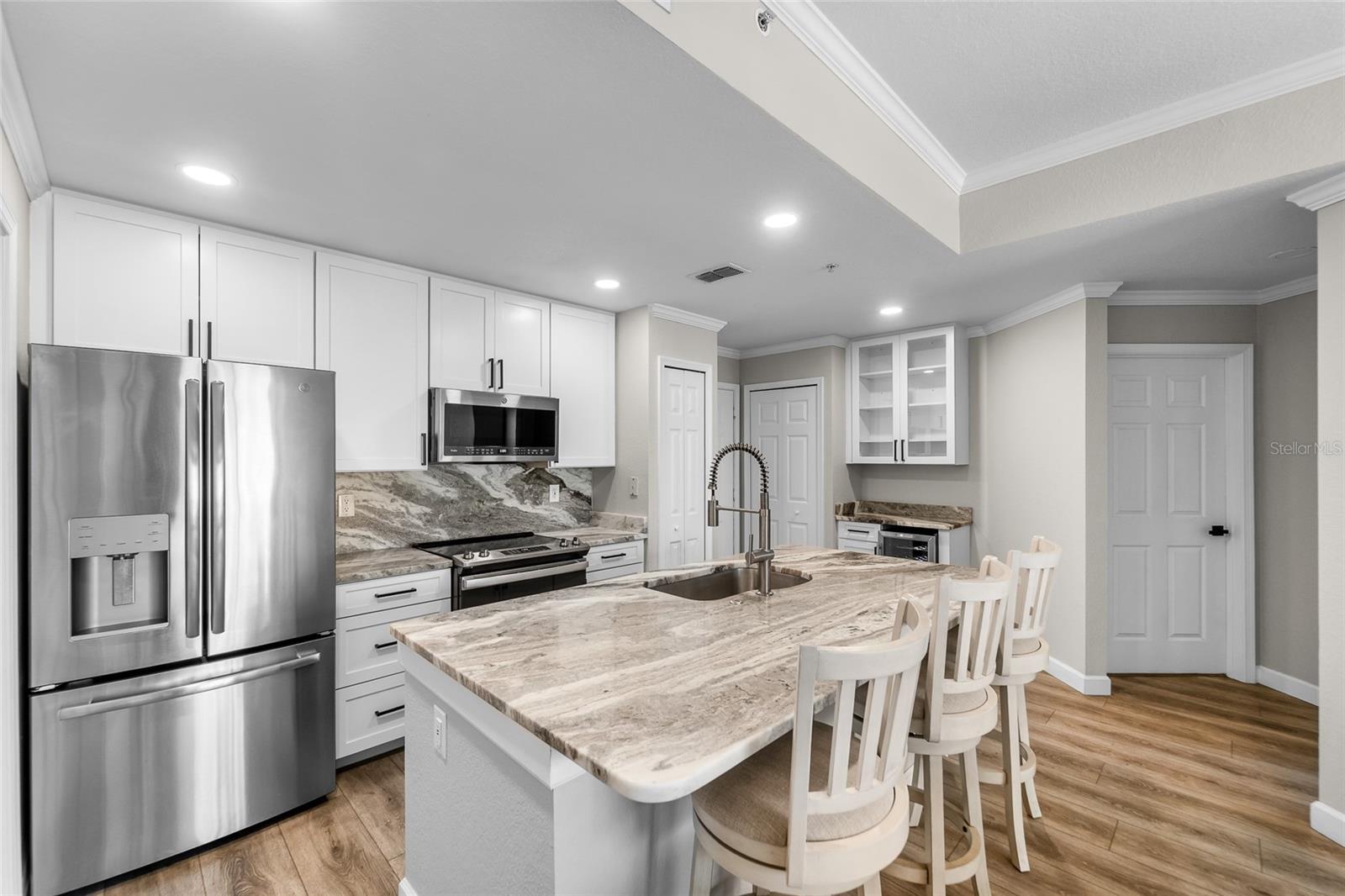 700 S HARBOUR ISLAND BLVD #323