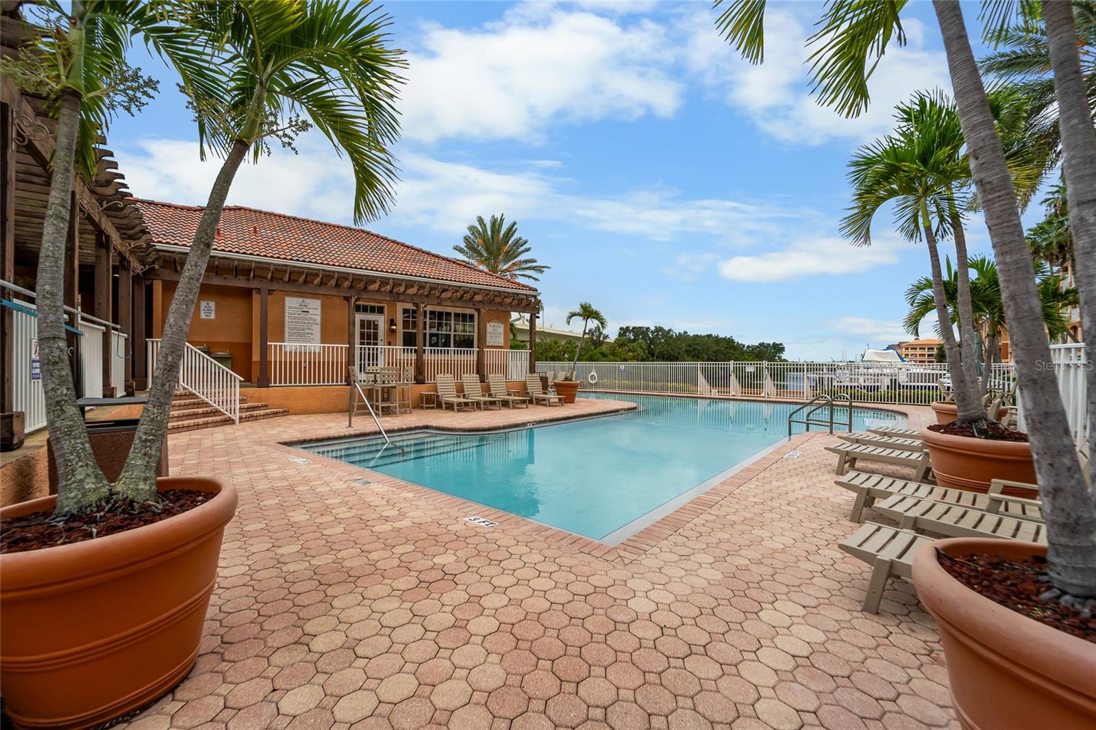 5000 CULBREATH KEY WAY #1-118