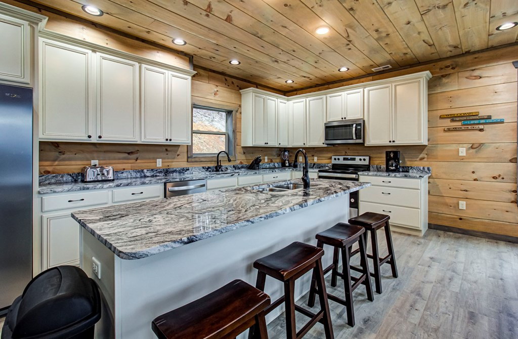 621 Big Bear Ridge Ridge