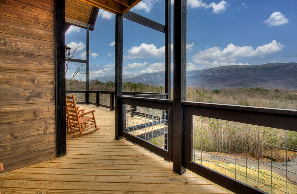 621 Big Bear Ridge Ridge