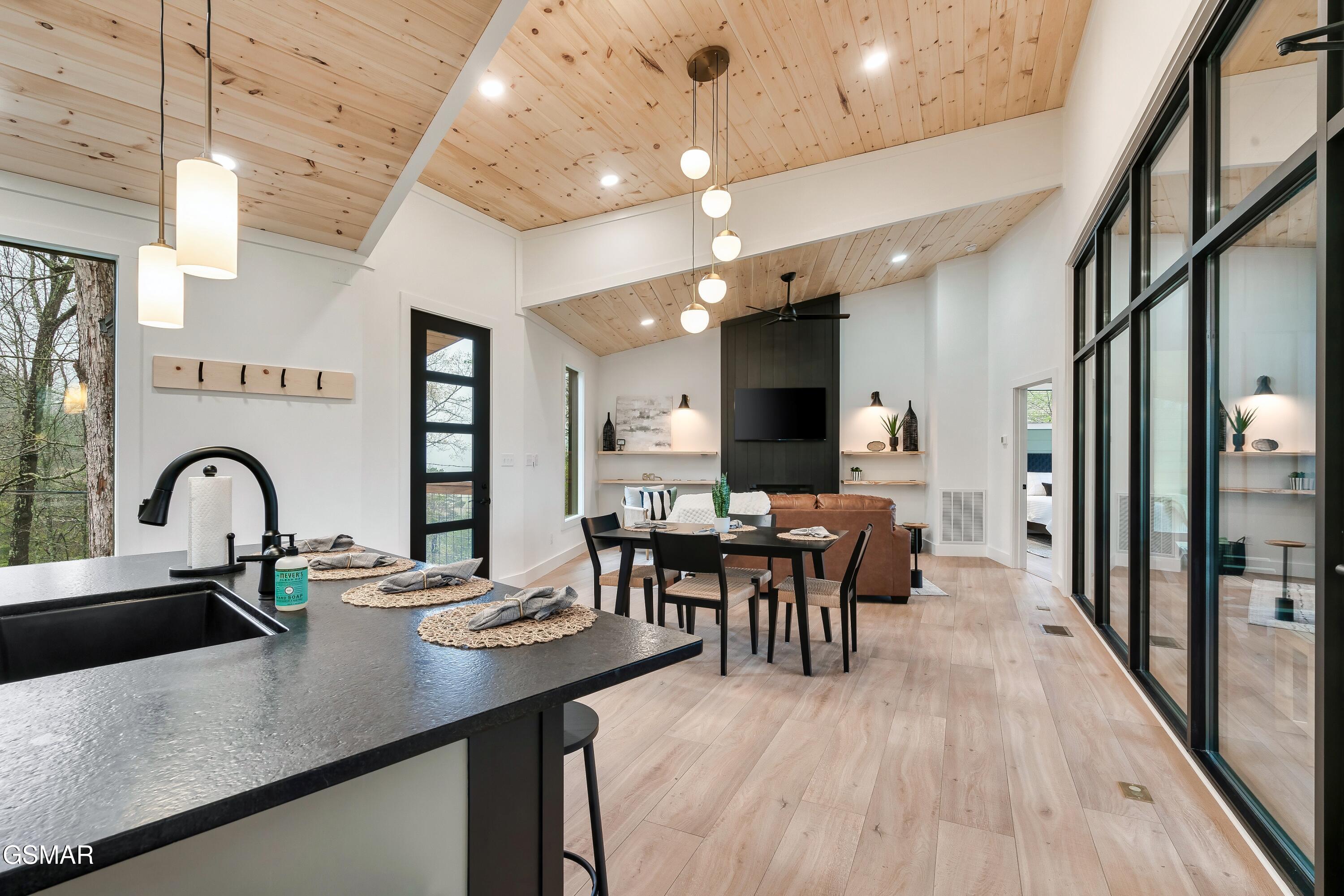 1079 Pleasure Road Road