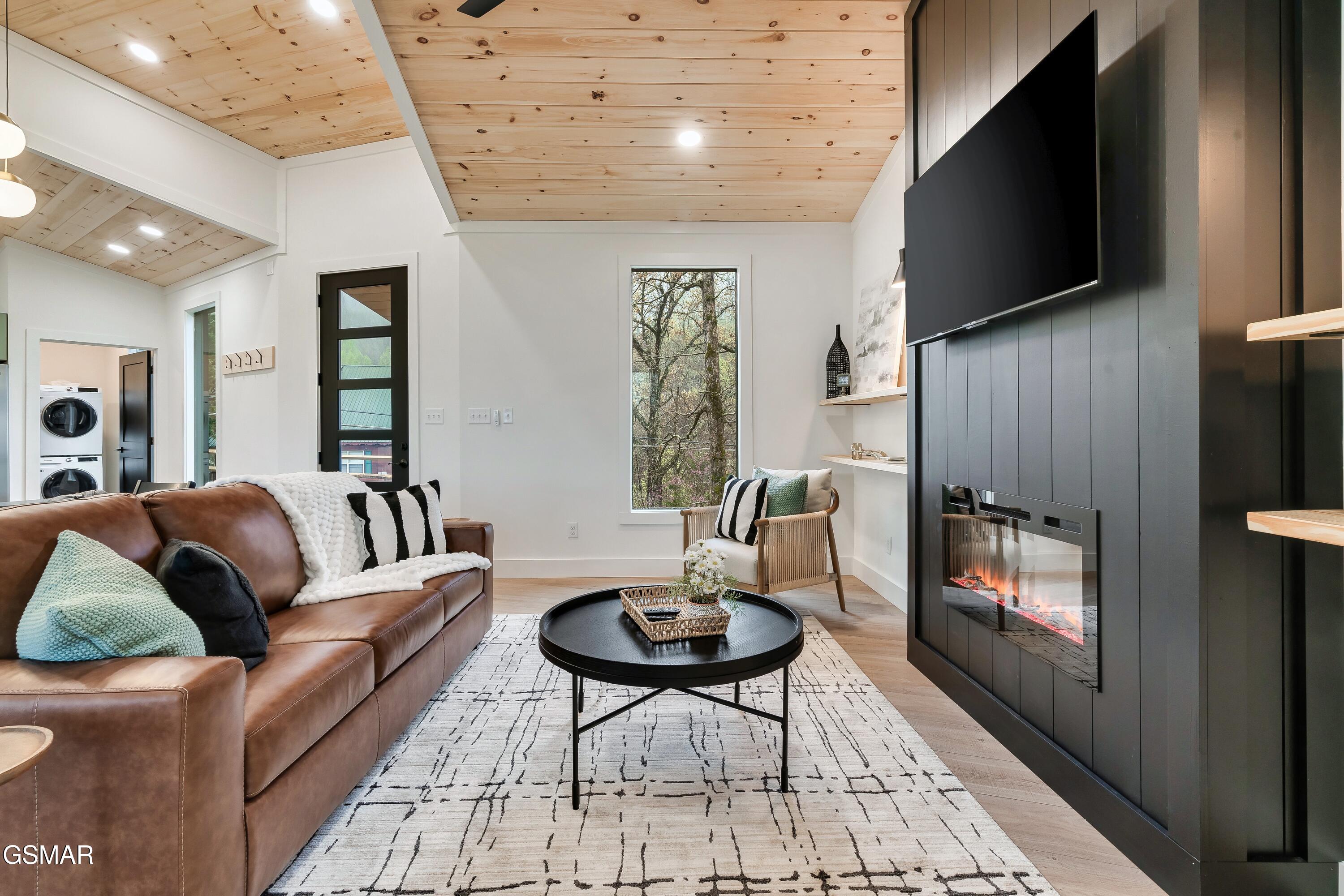 1079 Pleasure Road Road
