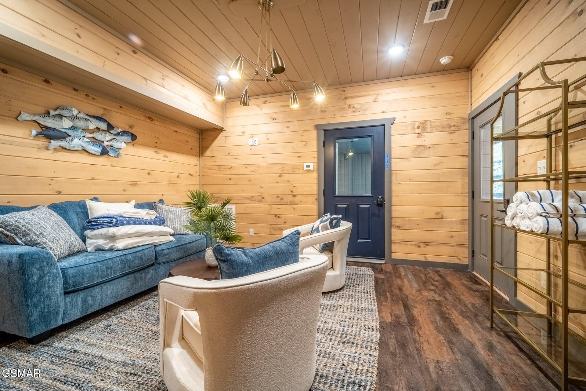 5175 Riversong Way Way