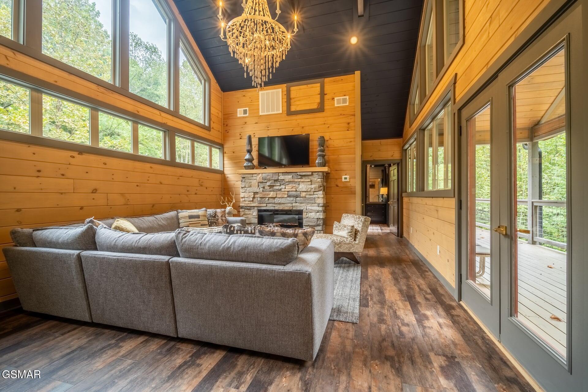 5175 Riversong Way Way