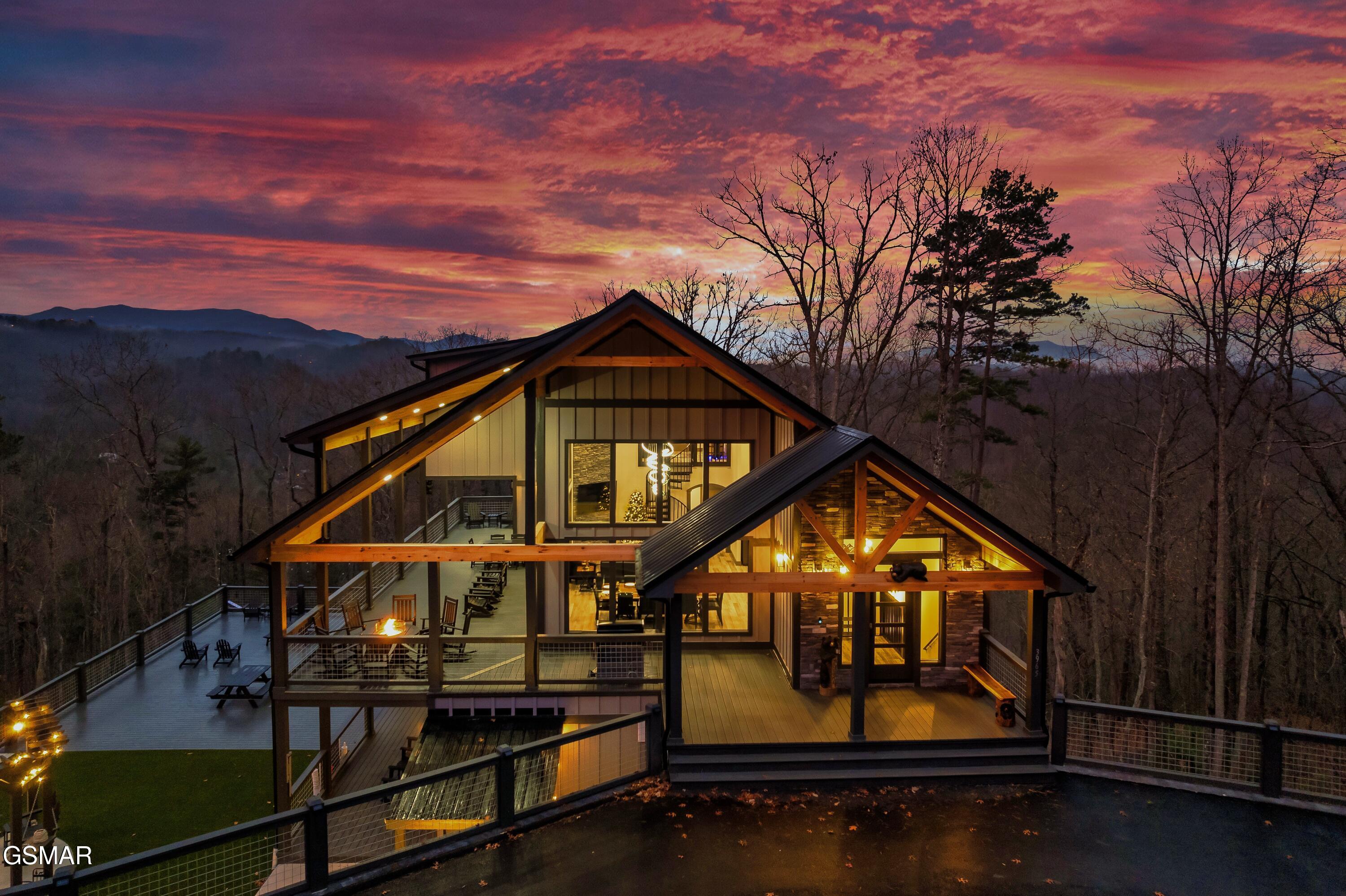 3912 Patriot Lane