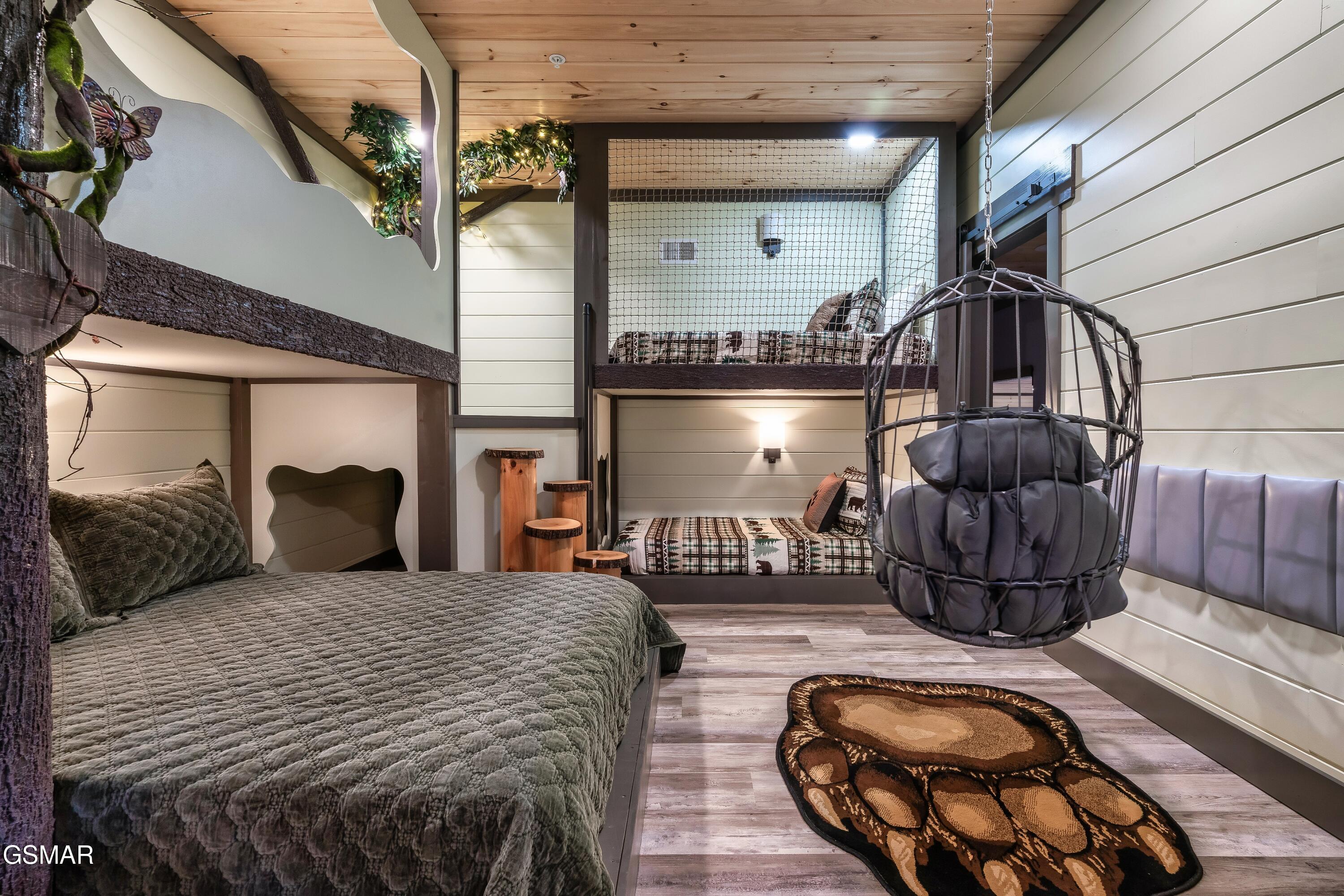 3912 Patriot Lane