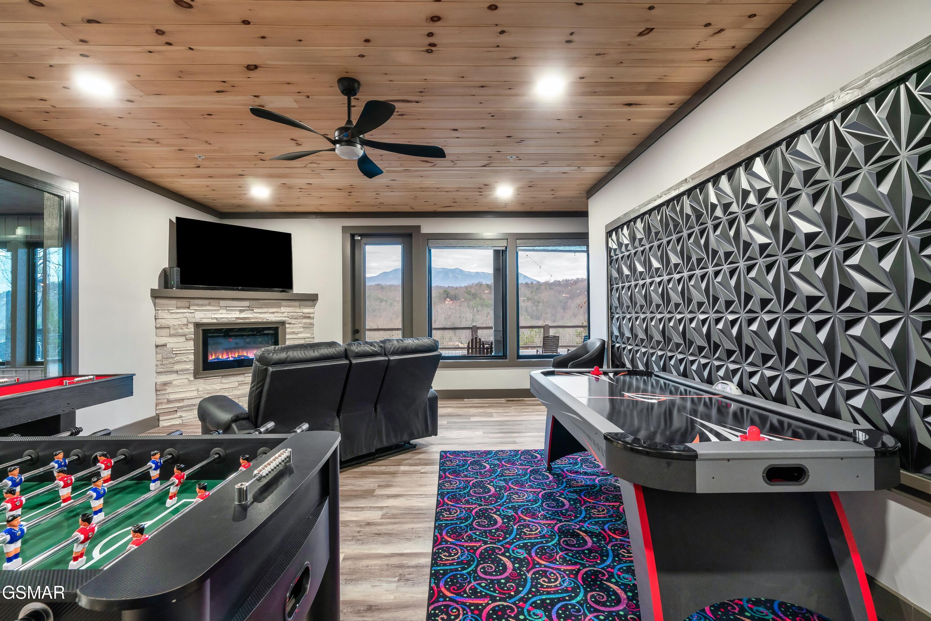 3912 Patriot Lane