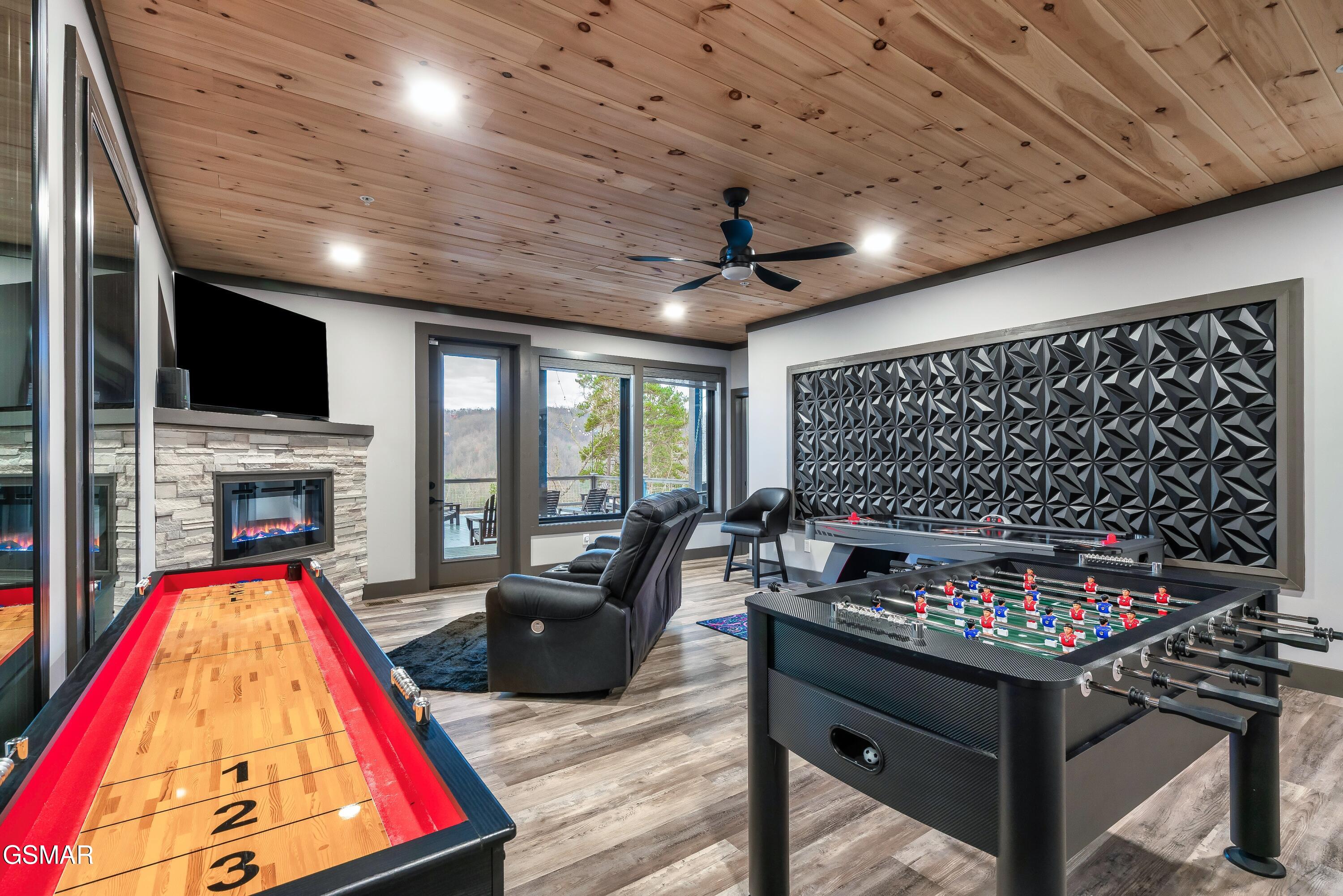 3912 Patriot Lane