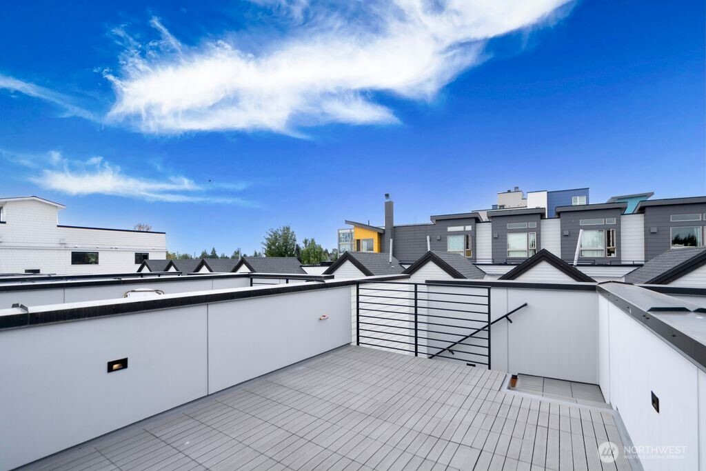 8553 Midvale Avenue N Unit: C