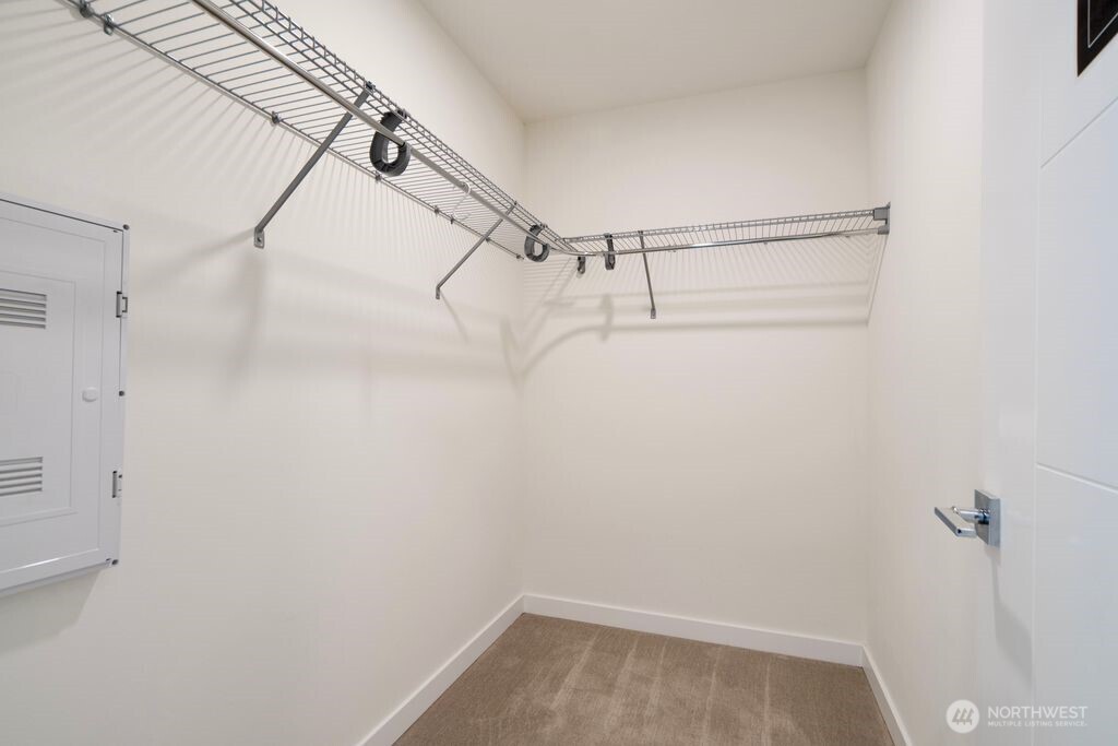 8553 Midvale Avenue N Unit: C