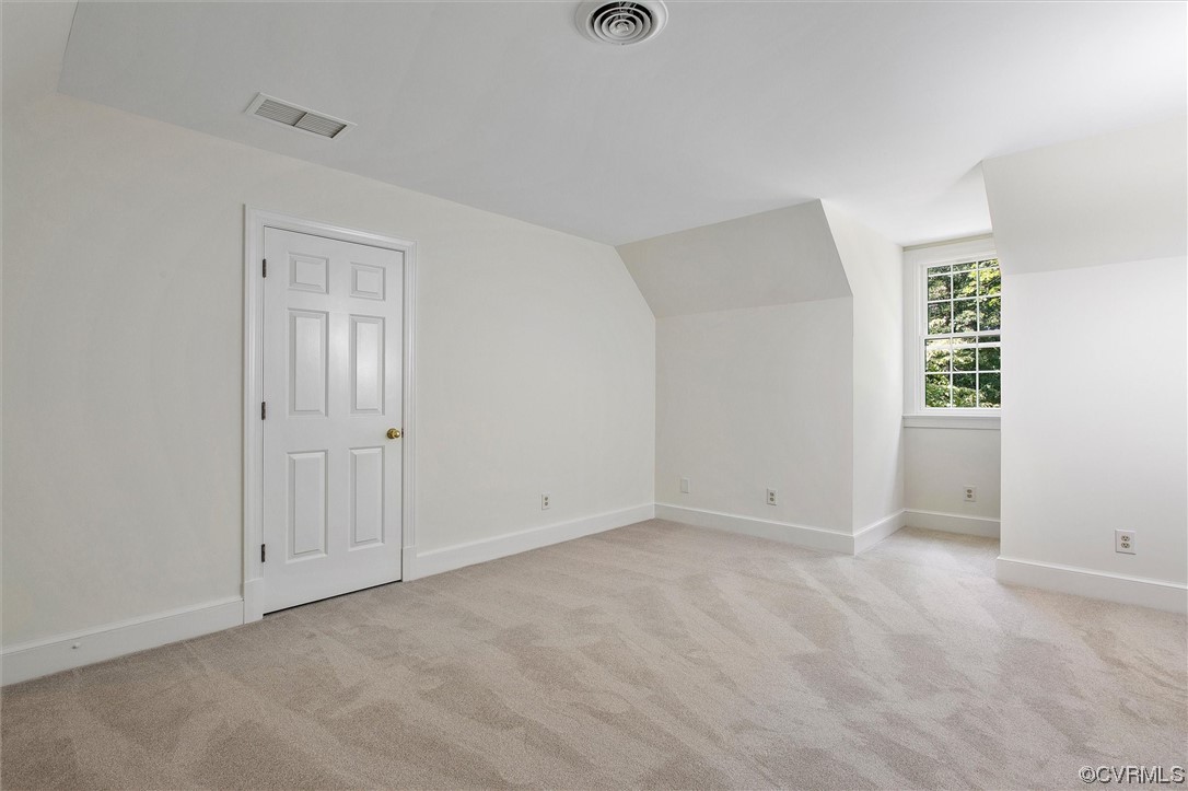 11211 Lynngate Ln