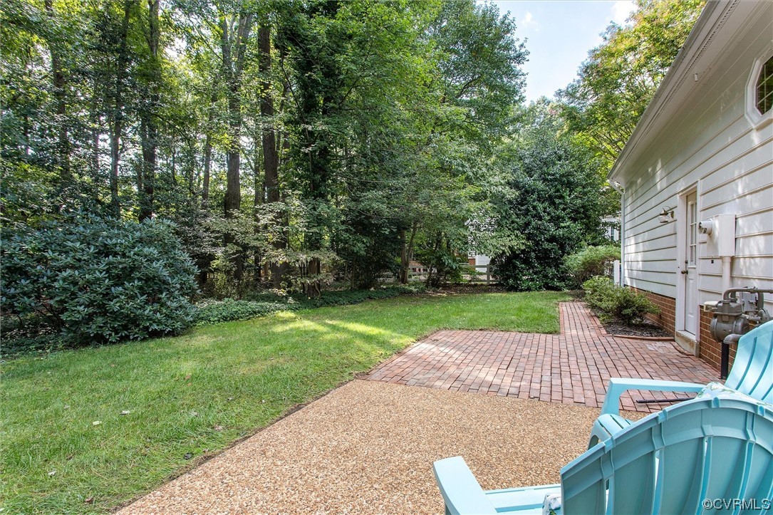 11211 Lynngate Ln