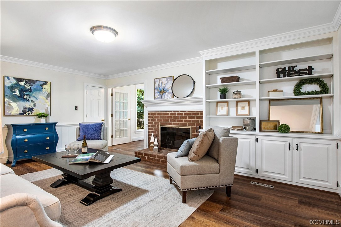 11211 Lynngate Ln