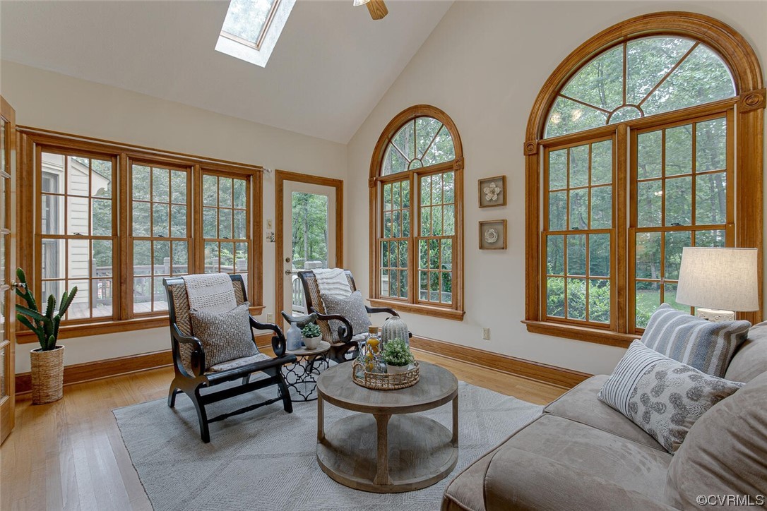 312 Hixson Dr