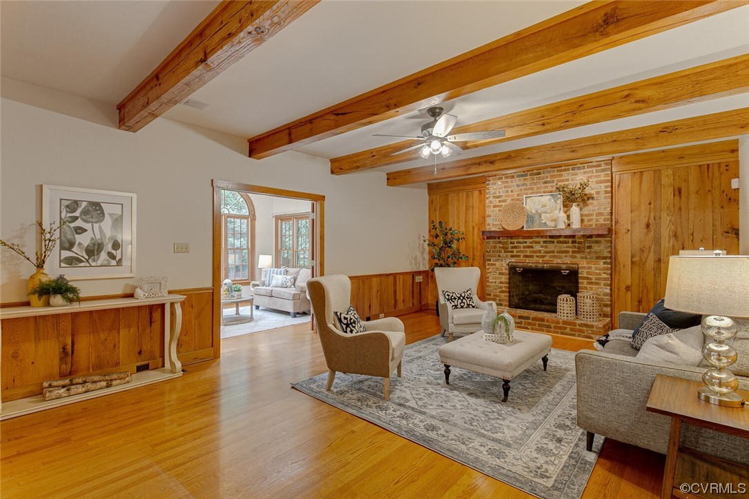 312 Hixson Dr