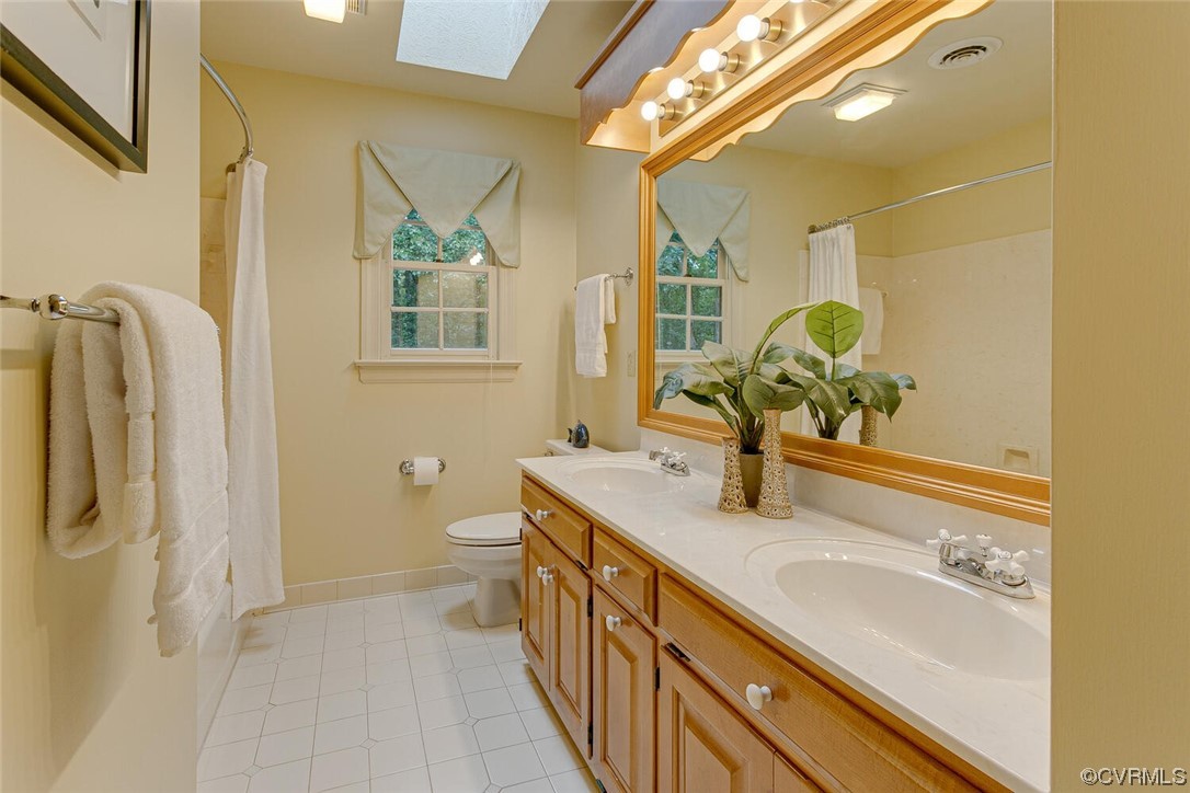 312 Hixson Dr