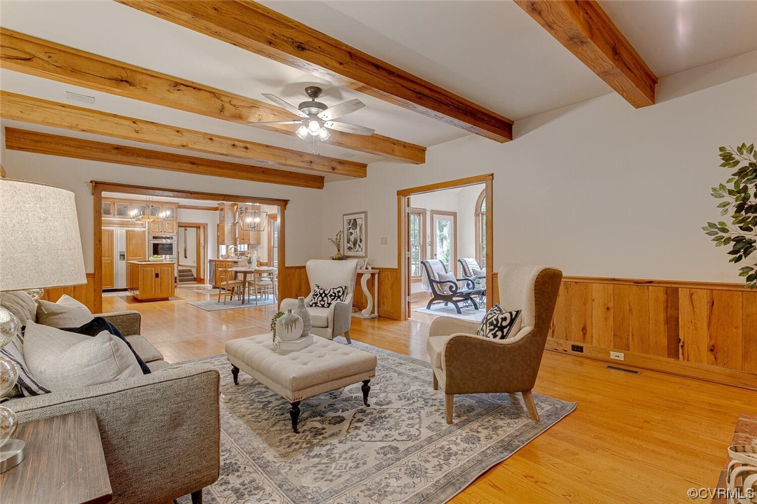 312 Hixson Dr