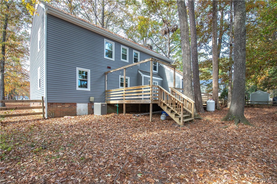 2325 Loch Braemar Dr