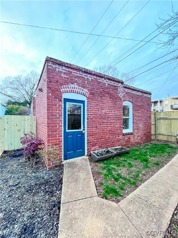 2308 Rosewood Ave