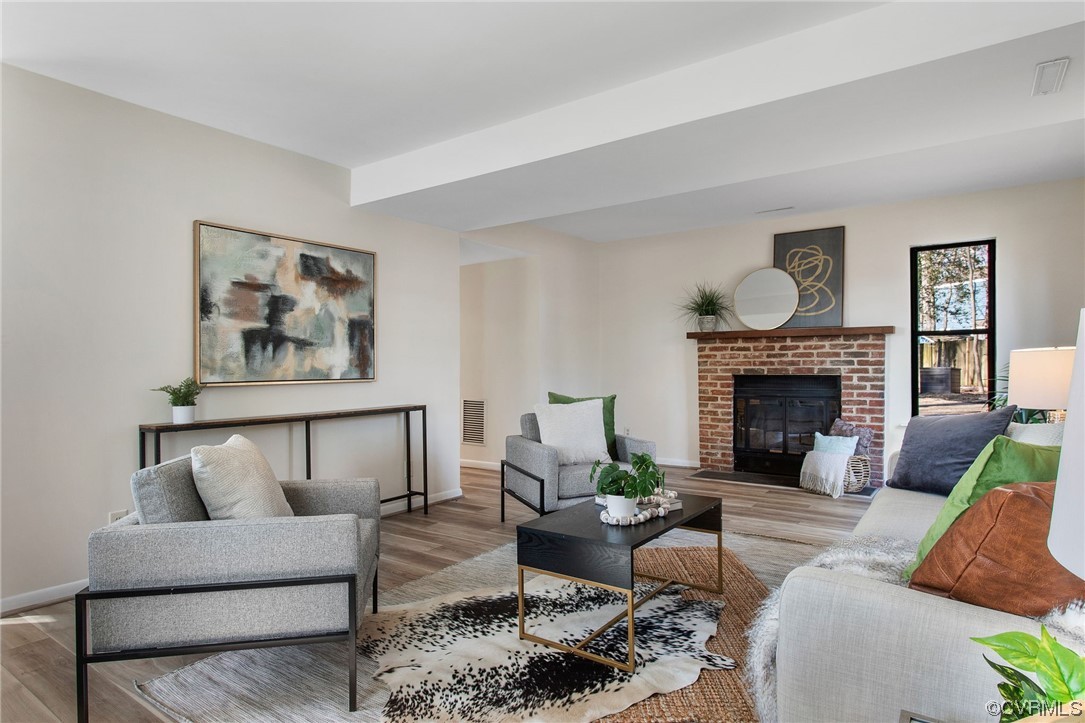 704 Claypool Ter