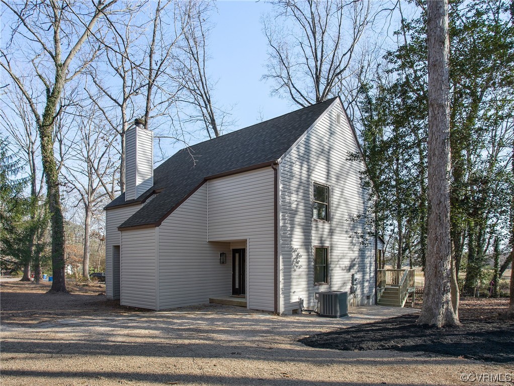 704 Claypool Ter