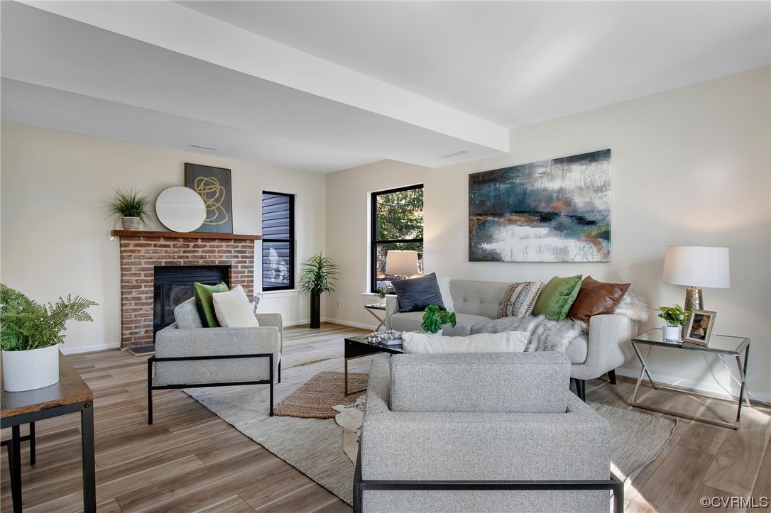 704 Claypool Ter