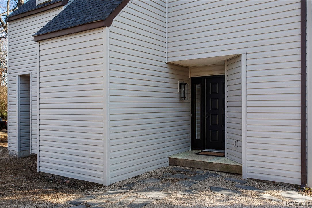 704 Claypool Ter