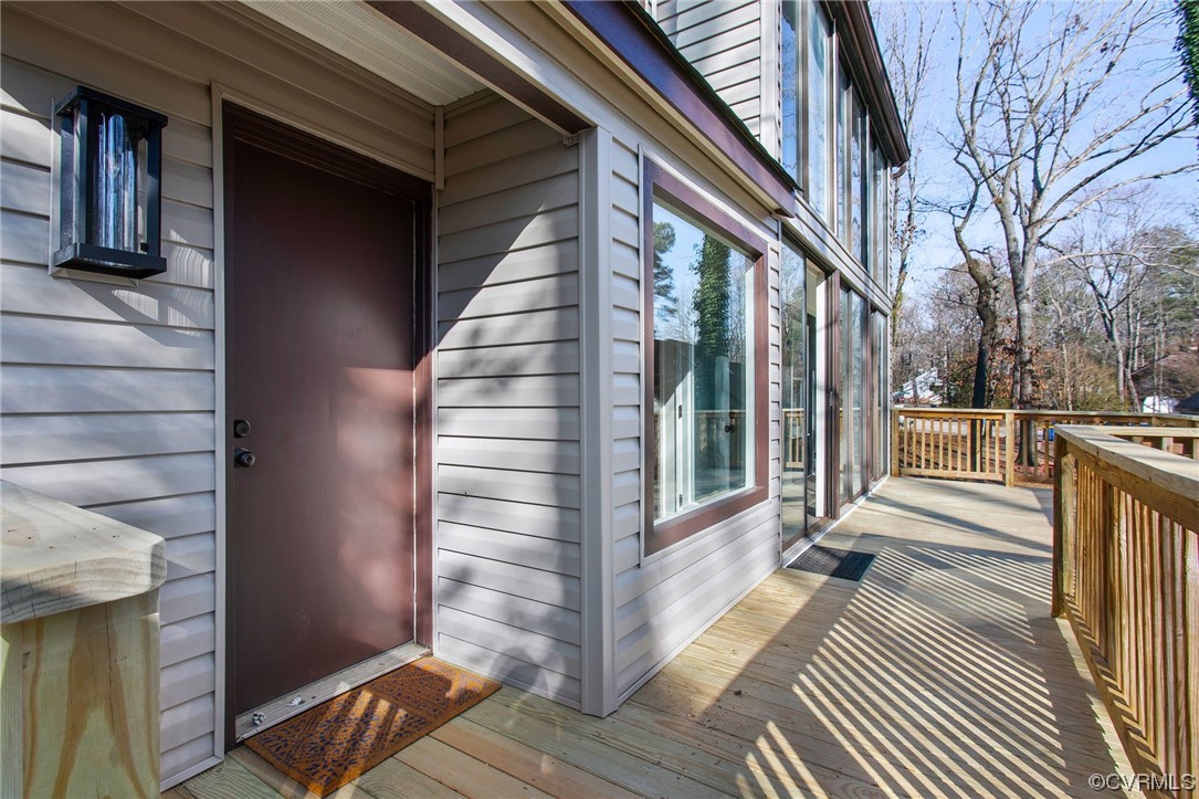 704 Claypool Ter