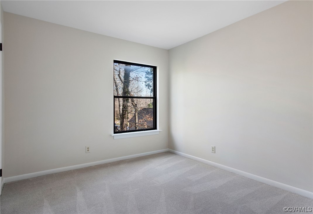 704 Claypool Ter