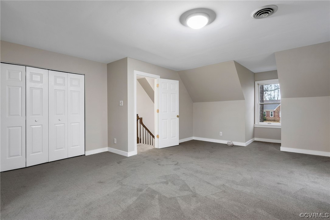 100 Hempstead Way
