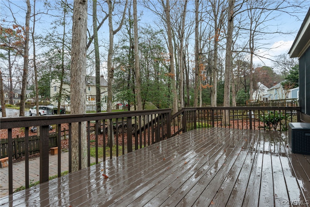 100 Hempstead Way