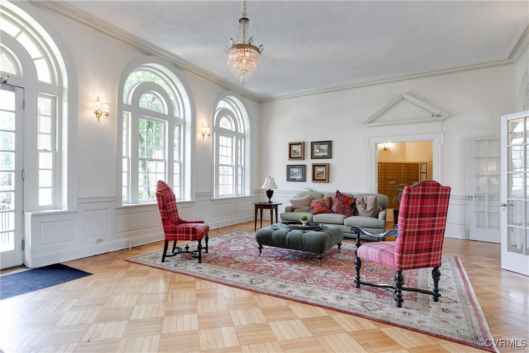 5621 Cary Street Rd Unit#U505
