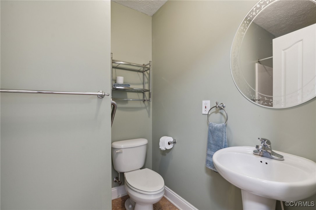 3101 Kiser Dr