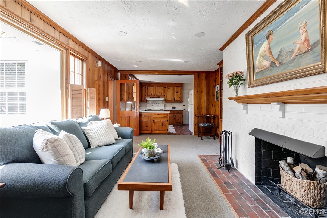 8431 Chelmford Rd